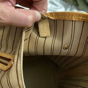 Louis Vuitton Neverfull MM and Pouch